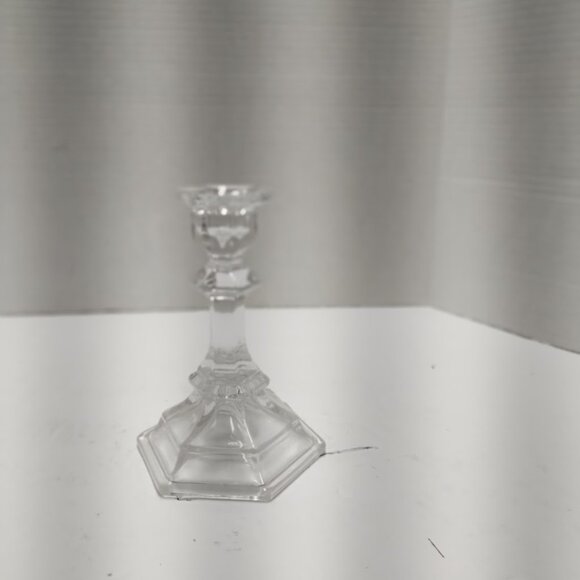 🏷️ Title  Vintage Clear Glass Taper Candle Holder – Hexagon Base, Elegant Class - Picture 2 of 2